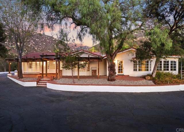 Property at 748 Old Oak Rdg, San Marcos, CA 92069, 6 beds, 6 baths