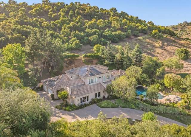 Property at 4014 Millagra Dr, Fallbrook, CA 92028, 4 beds, 3.5 baths