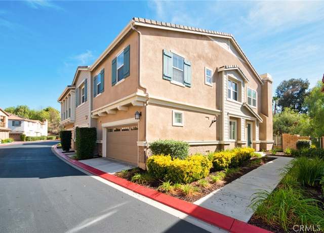 Property at 43100 Avenida Cielo, Temecula, CA 92592, 3 beds, 2.5 baths