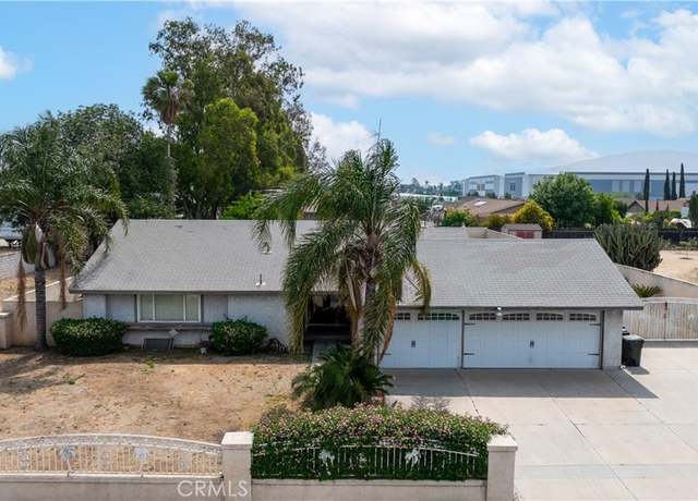 Property at 10709 Calabash Ave, Fontana, CA 92337, 4 beds, 2 baths