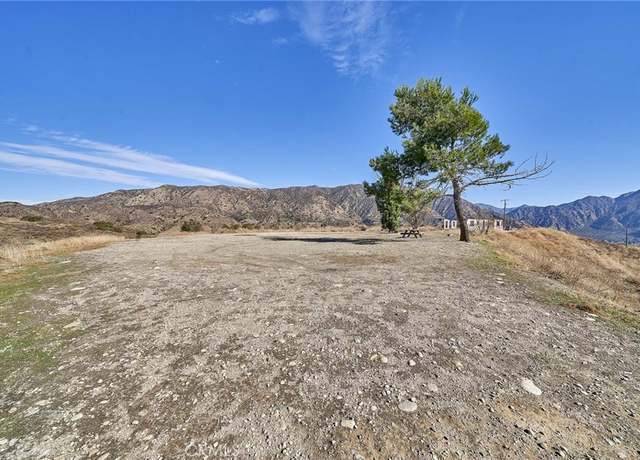 Property at 9401 Tujunga Valley St, Sunland, CA 91040