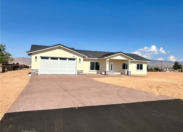 Property at 12351 pawnee Rd, Apple Valley, CA 92308, 4 beds, 2 baths