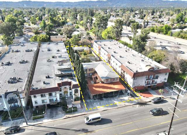 Property at 15624 Vanowen St, Van Nuys, CA 91406, 8 beds, 4 baths