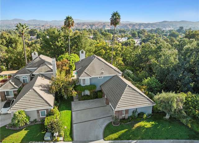 Property at 25902 Bellis Dr, Valencia, CA 91355, 4 beds, 3 baths