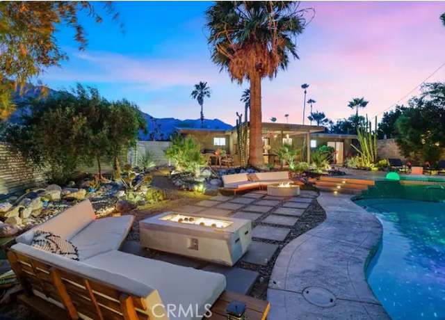 Property at 2466 N Girasol Ave, Palm Springs, CA 92262, 3 beds, 2 baths
