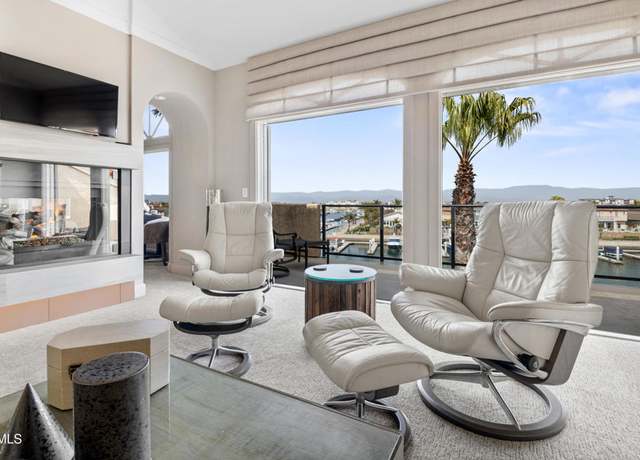Property at 1758 Emerald Isle Way, Oxnard, CA 93035, 2 beds, 2.5 baths