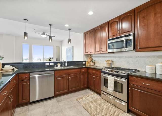 Property at 301 Mission Ave #509, Oceanside, CA 92054, 3 beds, 2.5 baths
