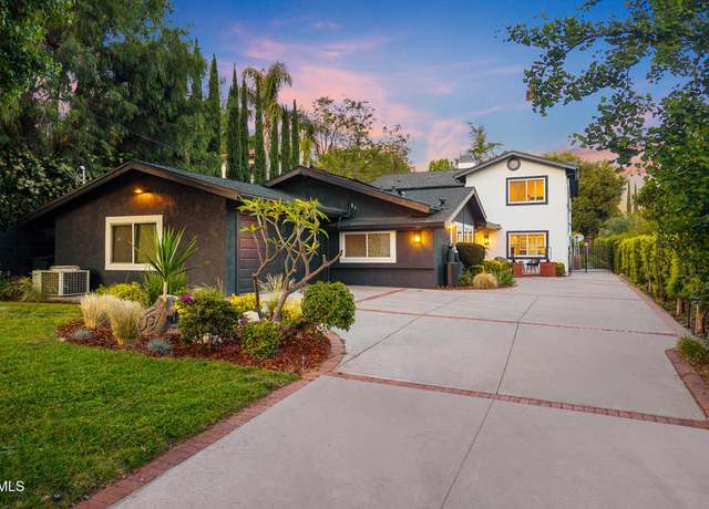 Property at 4754 Palm Dr, La Canada Flintridge, CA 91011, 5 beds, 5 baths