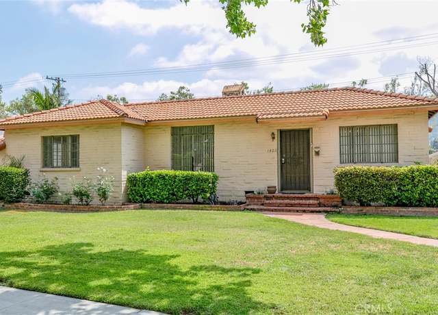 Property at 1422 W Riverside Dr, Burbank, CA 91506, 3 beds, 2 baths
