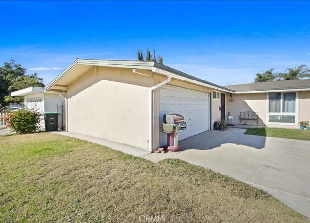 Property at 2425 W Palm Ave, Orange, CA 92868, 4 beds, 2 baths