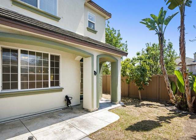 Property at 1851 ROUGE Dr, Chula Vista, CA 91913, 3 beds, 2.5 baths