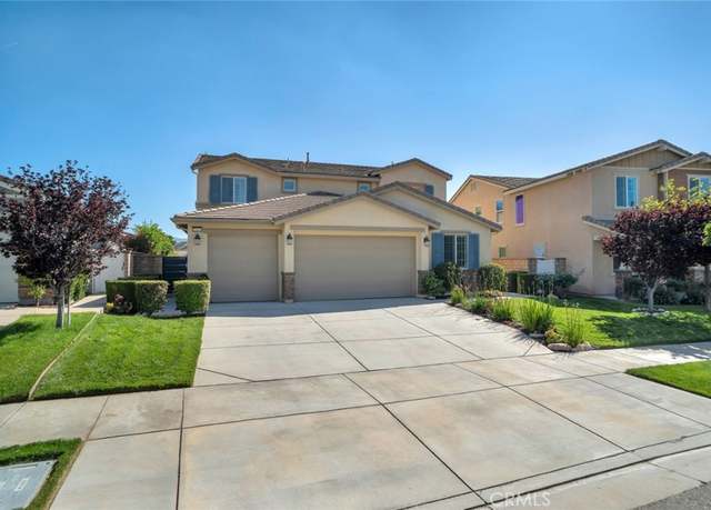 Property at 22474 Flatwater Ct, Saugus, CA 91350, 5 beds, 4.5 baths