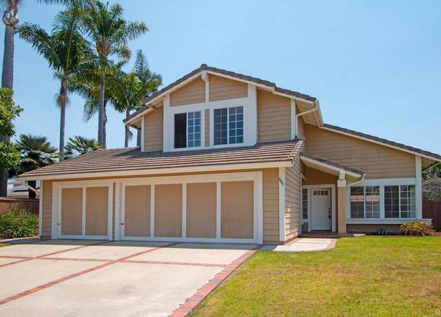 Property at 800 Foxwood Dr, Oceanside, CA 92057, 3 beds, 2.5 baths