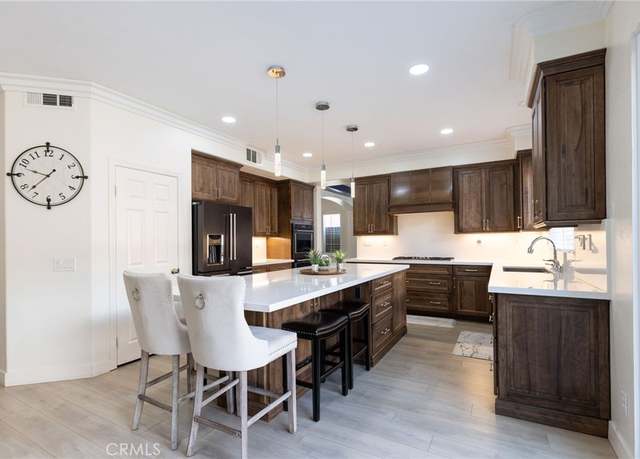 Property at 35183 Flamingo Way, Winchester, CA 92596, 5 beds, 3 baths