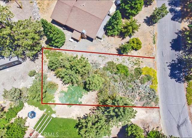 Property at 2310 E Canyon Dr, Wrightwood, CA 92397