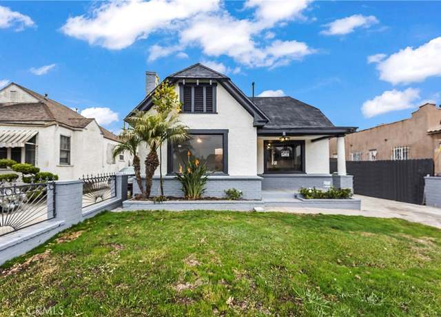 Property at 3831 W 60th St, Los Angeles, CA 90043, 3 beds, 2.5 baths