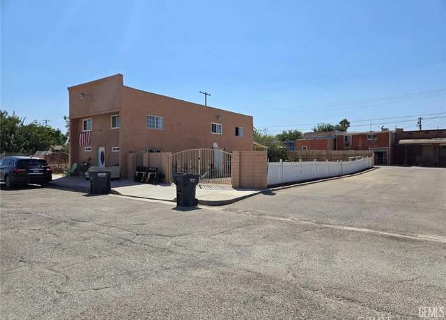 Property at 333 Kern St, Maricopa, CA 93252, 4 beds, 1 bath