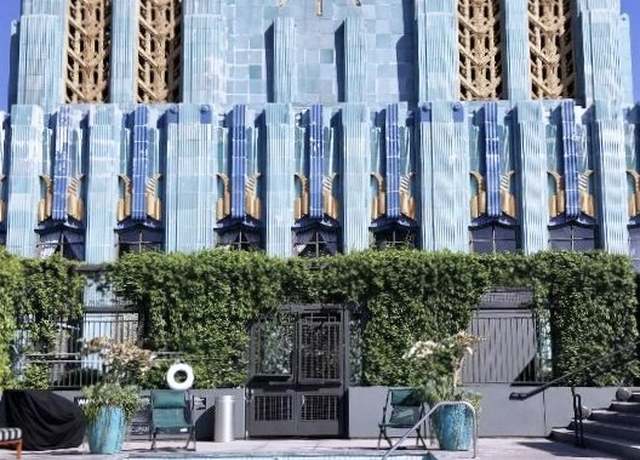 Property at 849 S Broadway Unit 1 PH, Los Angeles, CA 90014, 2 beds, 2.5 baths