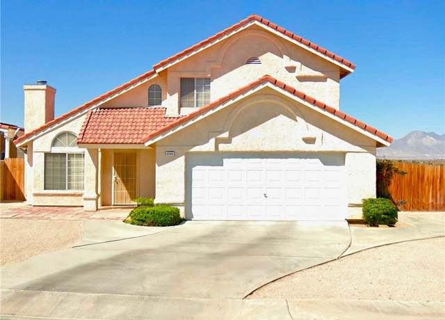 Property at 2101 S Del Rosa St, Ridgecrest, CA 93555, 3 beds, 2.5 baths