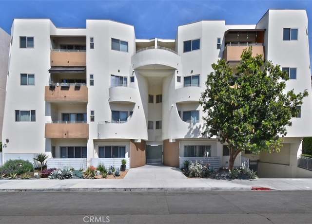 Property at 5016 Bakman Ave #306, North Hollywood, CA 91601, 3 beds, 2.5 baths