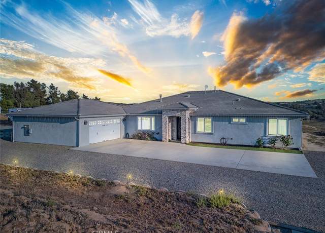 Property at 38550 Crossover Rd, Temecula, CA 92592, 5 beds, 3.5 baths