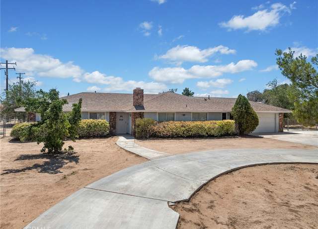 Property at 18425 Owatonna Rd, Apple Valley, CA 92307, 3 beds, 2.5 baths