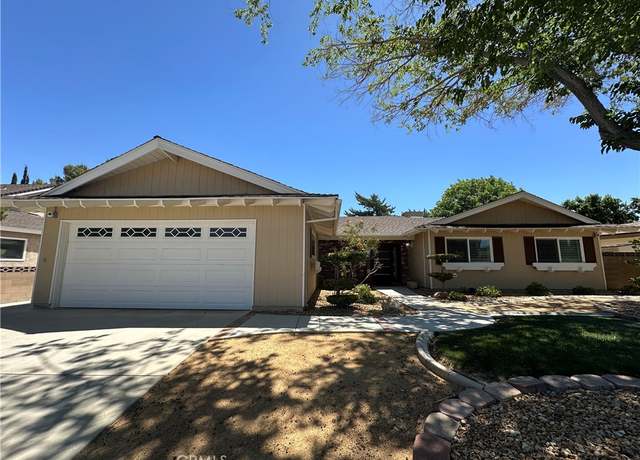 Property at 44124 Galion Ave, Lancaster, CA 93536, 3 beds, 2 baths