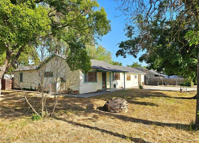 Property at 416 Florence St, Templeton, CA 93465, 3 beds, 2 baths