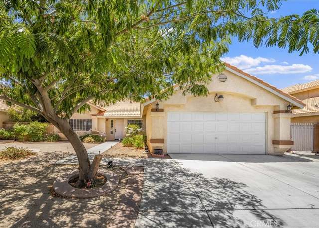 Property at 2908 Owens Way, Rosamond, CA 93560, 3 beds, 2 baths