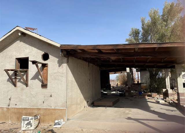 Property at 46473 Valley Center Rd, Newberry Springs, CA 92365, 3 beds, 2 baths