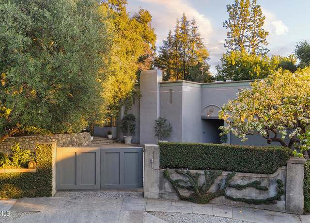 Property at 490 La Loma Rd, Pasadena, CA 91105, 3 beds, 3.5 baths