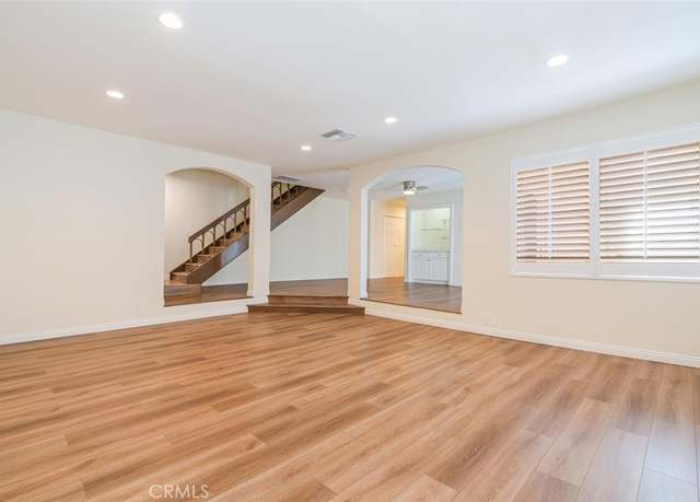 Property at 5401 Zelzah Ave #124, Encino, CA 91316, 3 beds, 3 baths