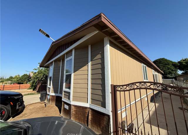 Property at 204 Punta Prieta Dr, Perris, CA 92571, 4 beds, 2 baths