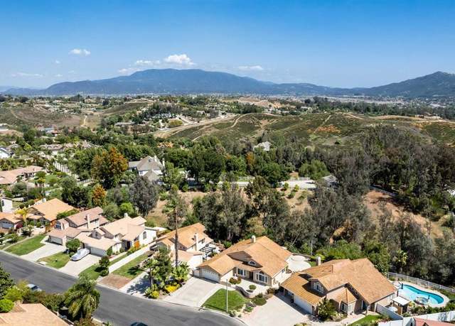 Property at 30602 Colina Verde St, Temecula, CA 92592, 3 beds, 2 baths