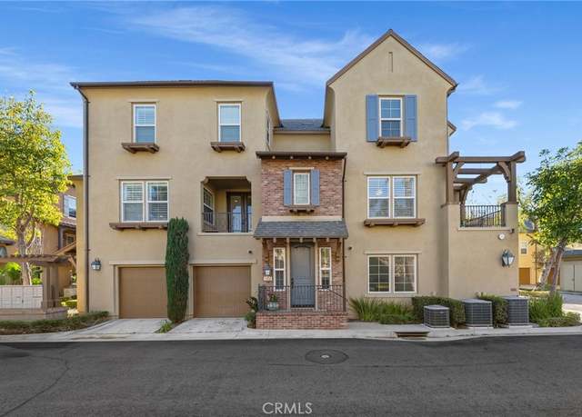 Property at 782 E Valencia St, Anaheim, CA 92805, 2 beds, 2.5 baths