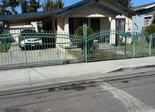 Property at 711 N Crane Ave, Compton, CA 90221, 3 beds, 1 bath