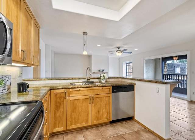 Property at 13063 Caminito del Rocio, Del Mar, CA 92014, 3 beds, 2 baths