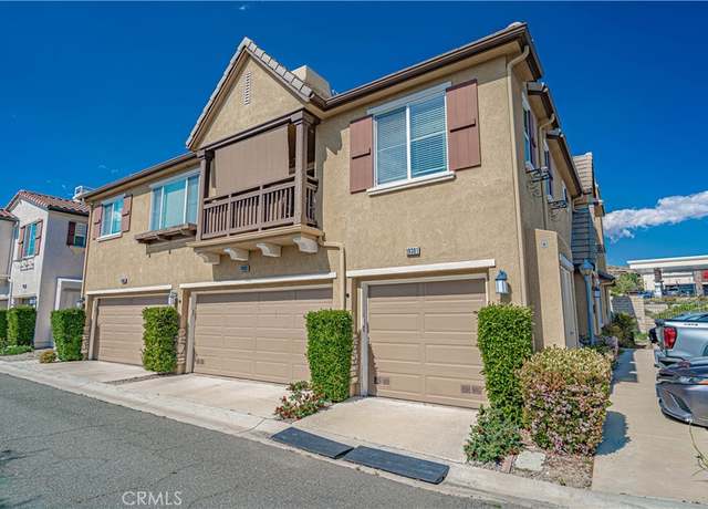 Property at 19303 Opal Ln #141, Saugus, CA 91350, 3 beds, 3 baths