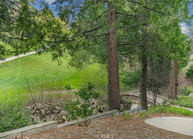 Property at 109 S Fairway Dr, Lake Arrowhead, CA 92352, 6 beds, 6 baths