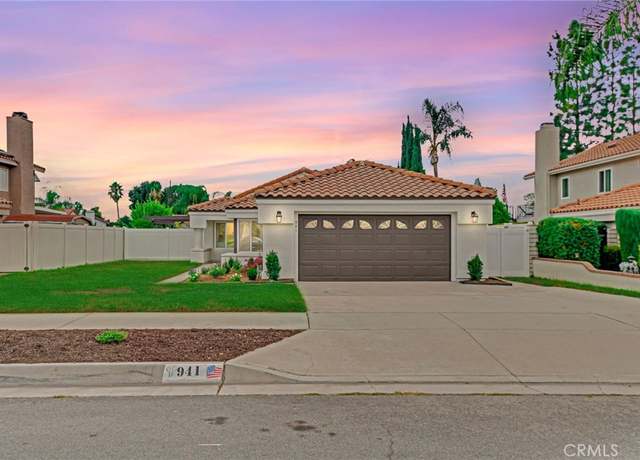 Property at 941 Kensington Dr, Redlands, CA 92374, 3 beds, 2 baths
