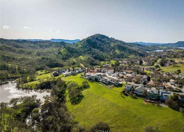 Property at 5042 Meadow Lark Ln, Paso Robles, CA 93446