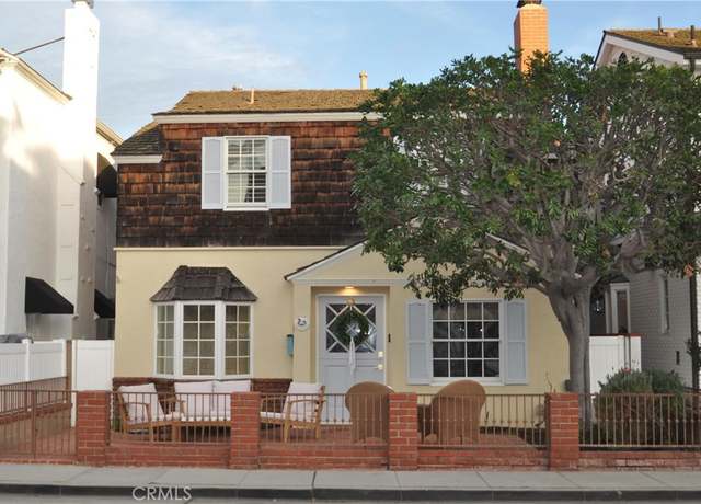 Property at 220 Apolena Ave, Newport Beach, CA 92662, 4 beds, 4 baths
