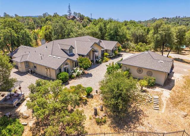Property at 45740 Green Lake Ct, Coarsegold, CA 93614, 4 beds, 3 baths