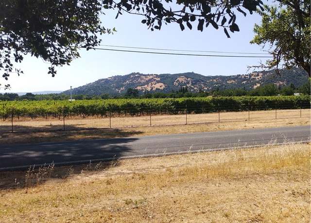 Property at 400 Sulphur Bank #22 Dr, Clearlake Oaks, CA 95423, 3 beds, 2 baths