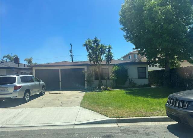 Property at 225 Knox, Costa Mesa, CA 92627, 5 beds, 2 baths