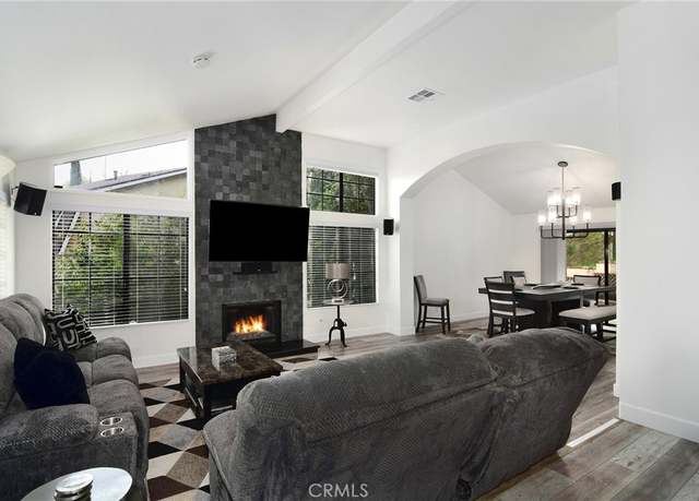 Property at 6711 Corie Ln, West Hills, CA 91307, 4 beds, 3.5 baths