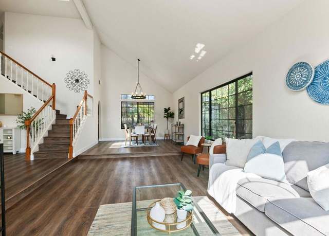 Property at 16898 Whispering Oaks Ln, Ramona, CA 92065, 3 beds, 2.5 baths