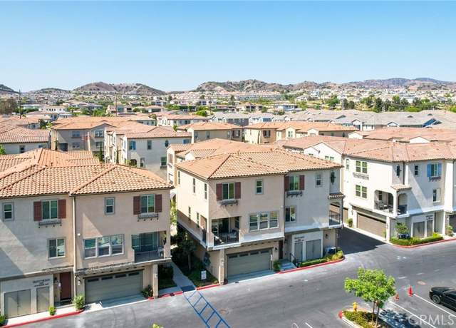 Property at 18309 Goldbark Way, Yorba Linda, CA 92886, 2 beds, 2.5 baths