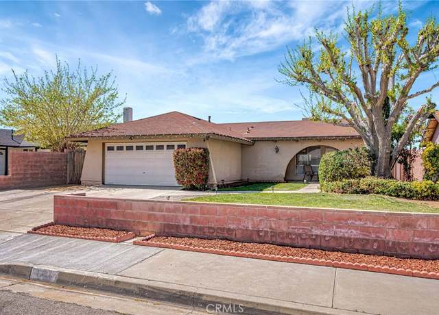 Property at 39057 Willowvale Rd, Palmdale, CA 93551, 3 beds, 2 baths