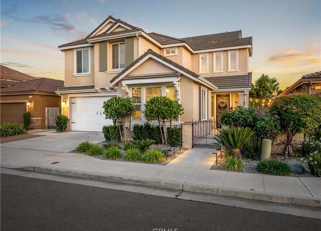 Property at 3546 Mecca Ave, Clovis, CA 93619, 4 beds, 3.5 baths